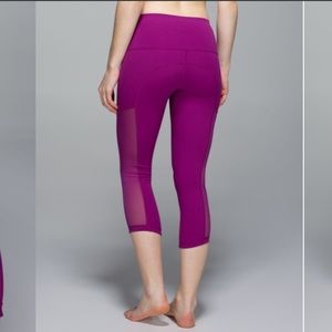 Lululemon Hot to Street Crop running tights